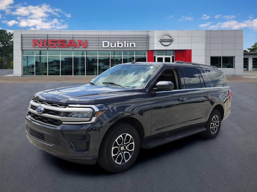 2024 Ford Expedition Max XLT in Black — front three-quarter view